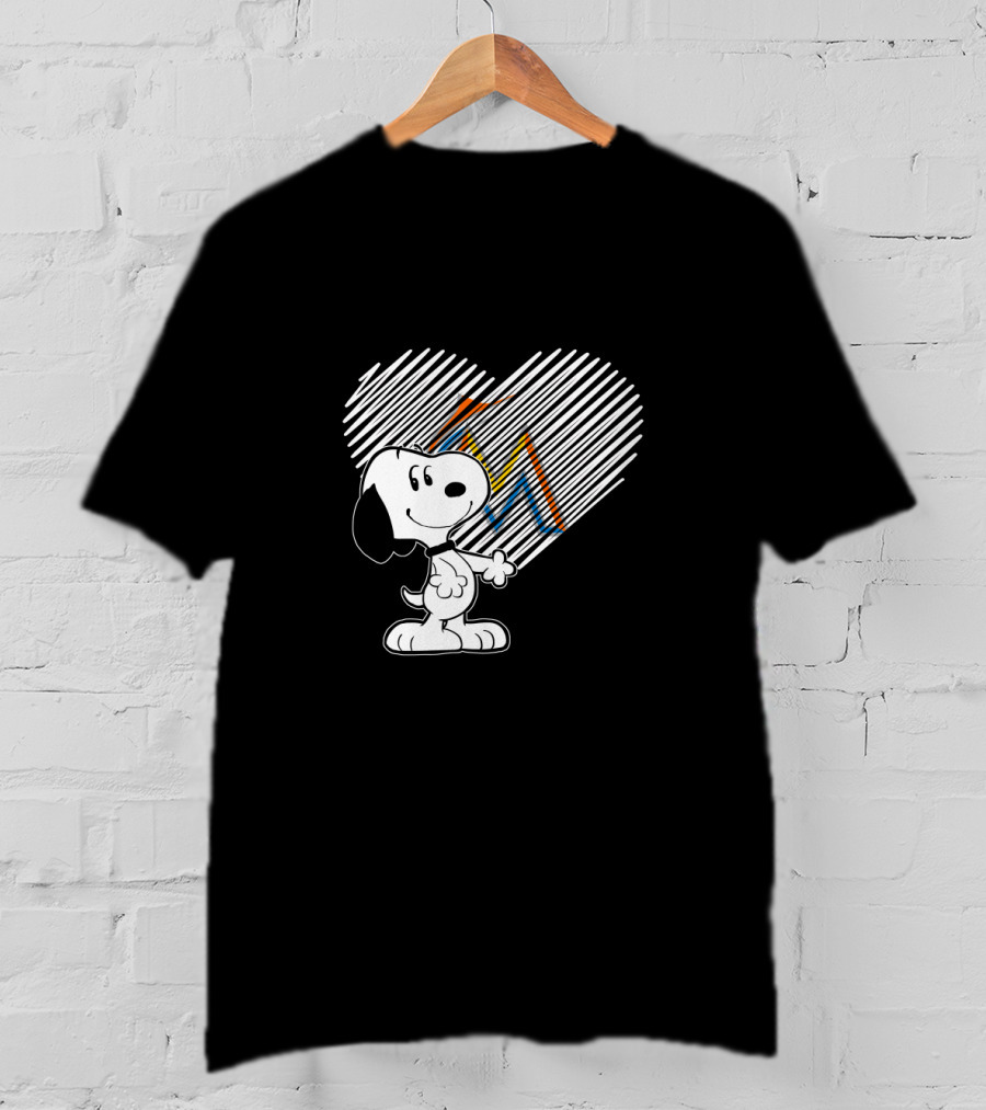 Miami Marlins Snoopy Heart Design With Classic Peanuts T-Shirt