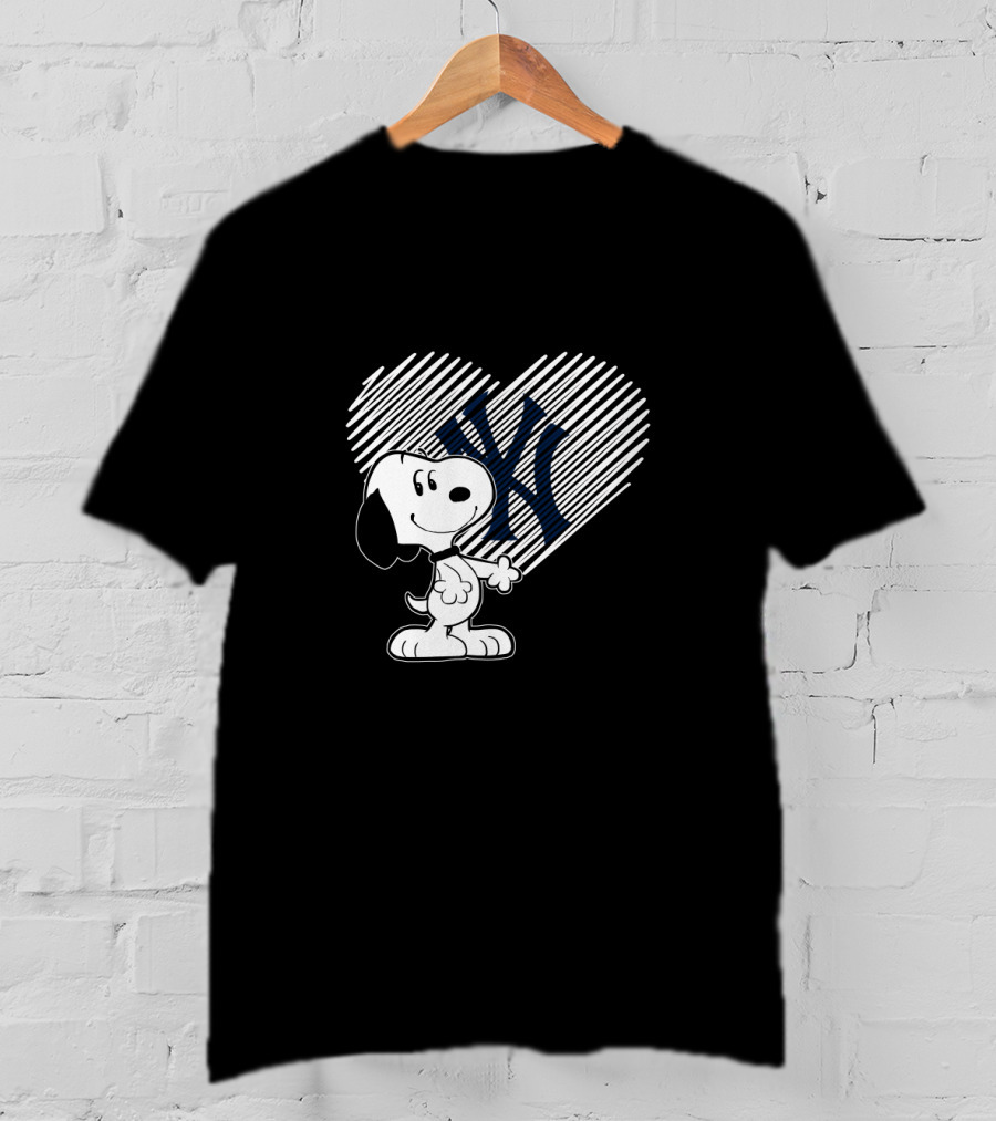 Snoopy Heart Sketch New York Yankees Fan Love T-Shirt