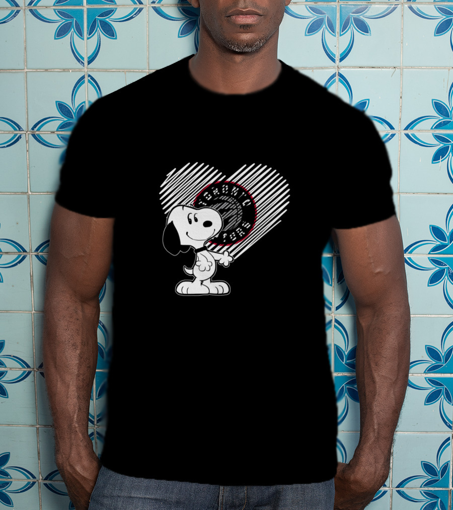 Snoopy Hearts Toronto Raptors Basketball Fans T-Shirt