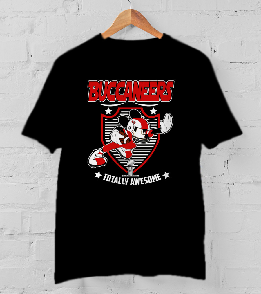 Buccaneers Totally Awesome For Tampa Bay Mickey Fans T-Shirt