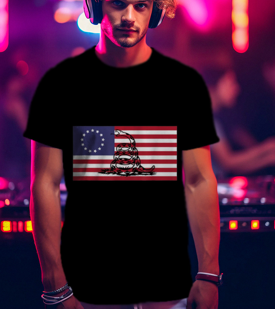 Betsy Ross Flag Combined With Gadsden Snake Icon 13 Star Colonial American Symbolism T-Shirt