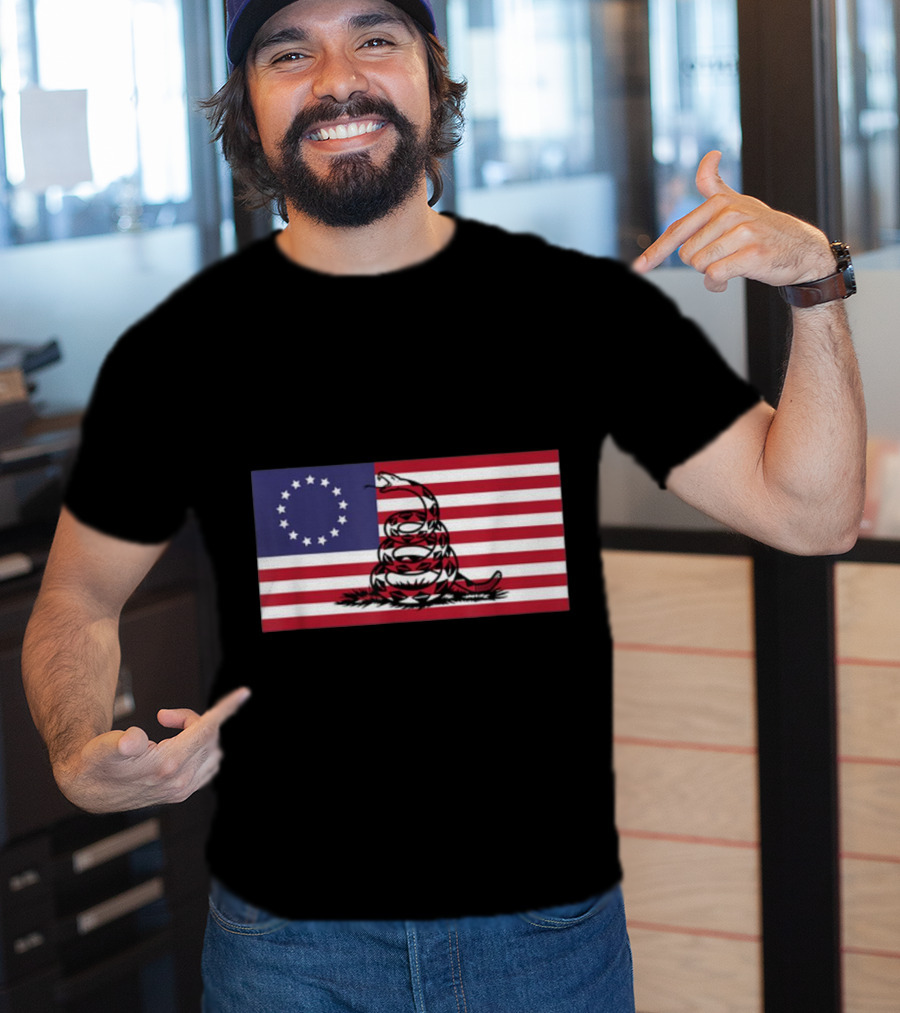 Betsy Ross Flag Combined With Gadsden Snake Icon 13 Star Colonial American Symbolism T-Shirt