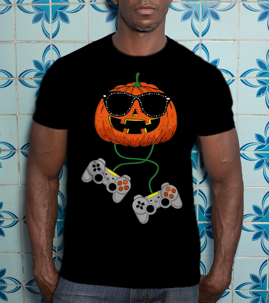Halloween Jack O Lantern Gamer With Sunglasses And Game Controllers T-Shirt