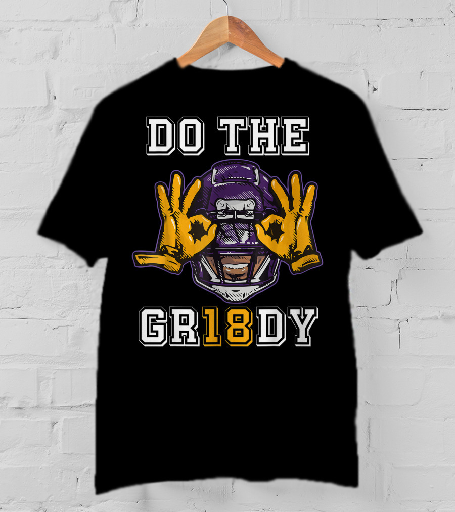 DO THE GRIDDY 18 Football Helmet Hands Gesture T-Shirt