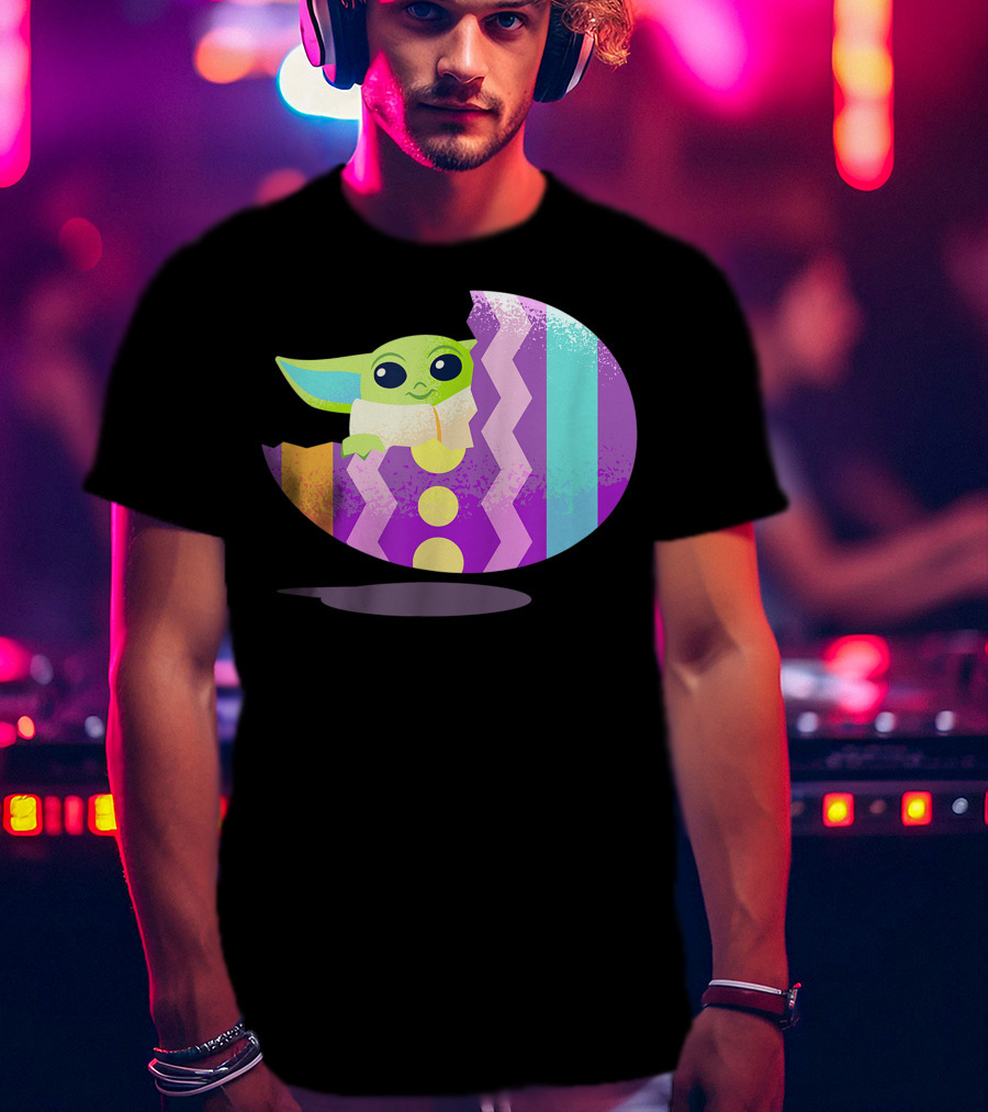 Mandalorian The Child Baby Yoda Pastel Zigzag Easter Egg T-Shirt