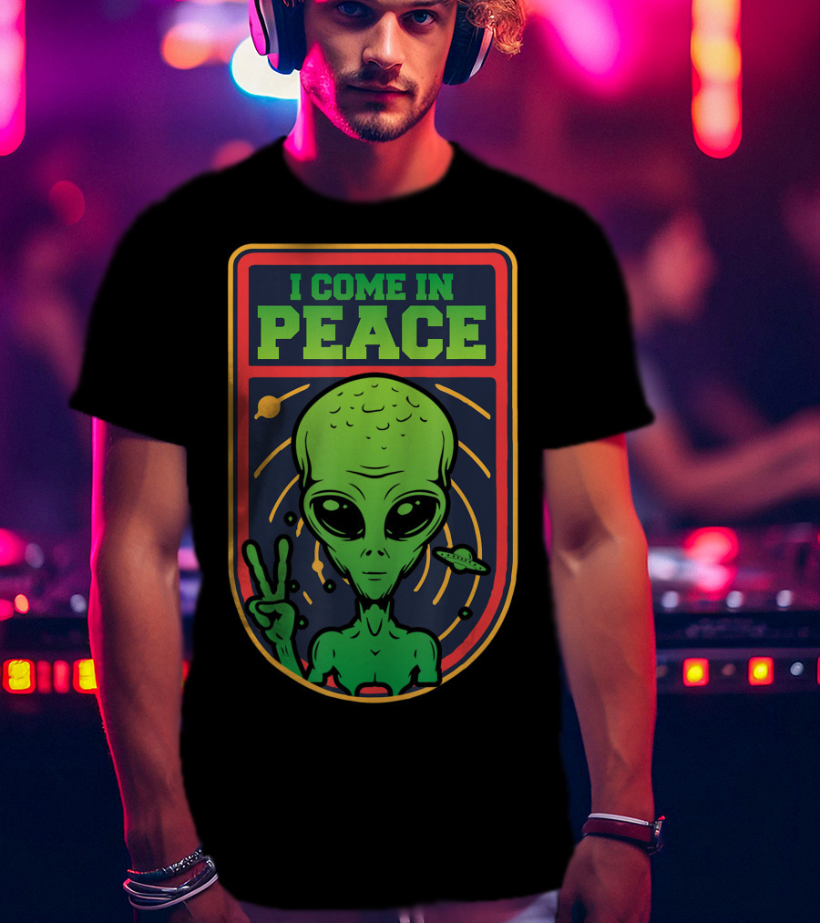 I Come In Peace Green Alien Face Head With UFO And Peace Sign T-Shirt