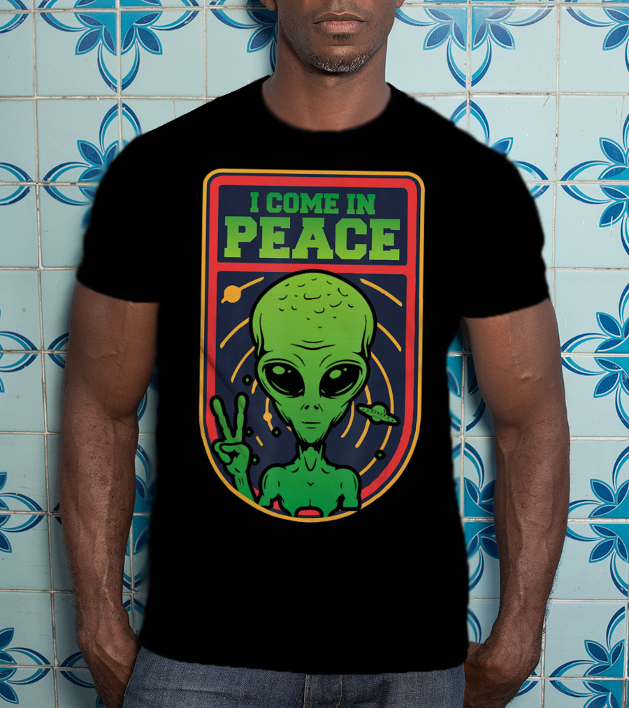 I Come In Peace Green Alien Face Head With UFO And Peace Sign T-Shirt