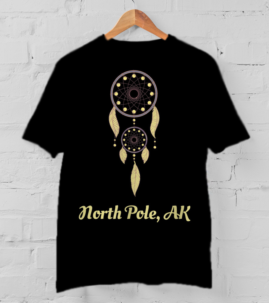 North Pole AK Dreamcatcher Native American Feathers Iconic T-Shirt