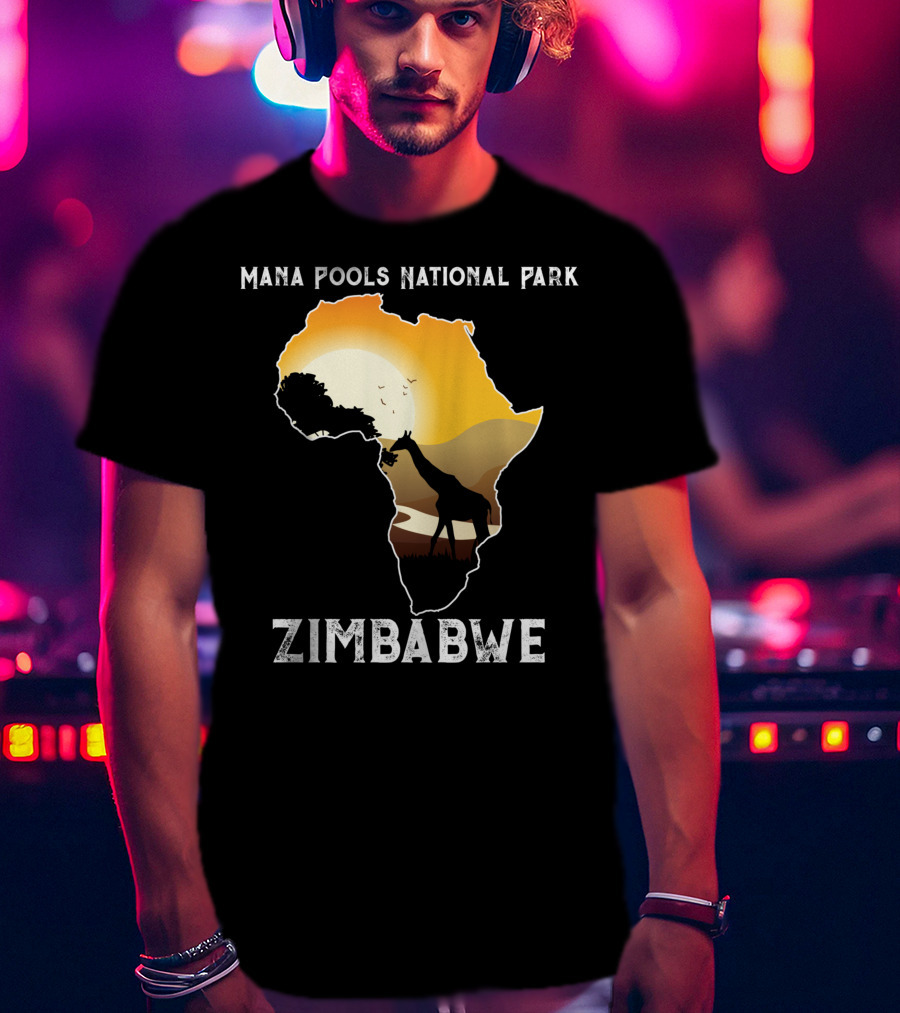 Mana Pools National Park Africa Giraffe Sunset Zimbabwe T-Shirt