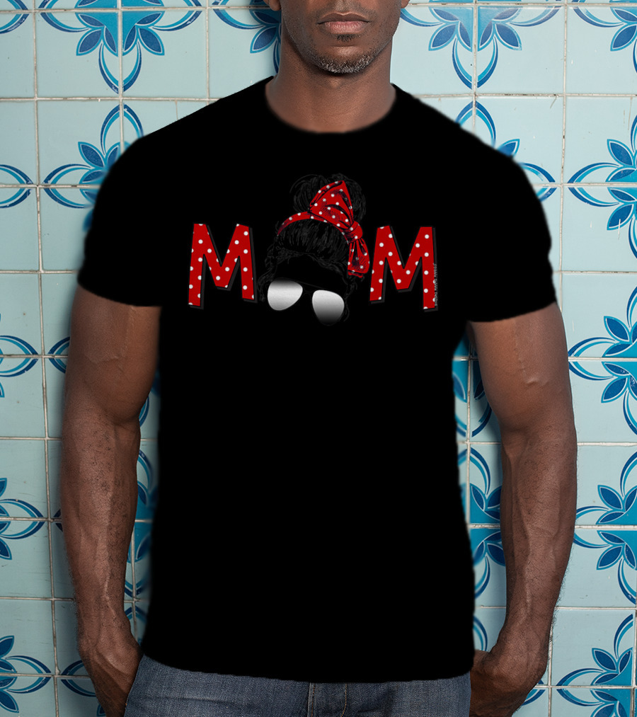 Cute Mom Red Polka Dots Sunglasses Messy Bun T-Shirt