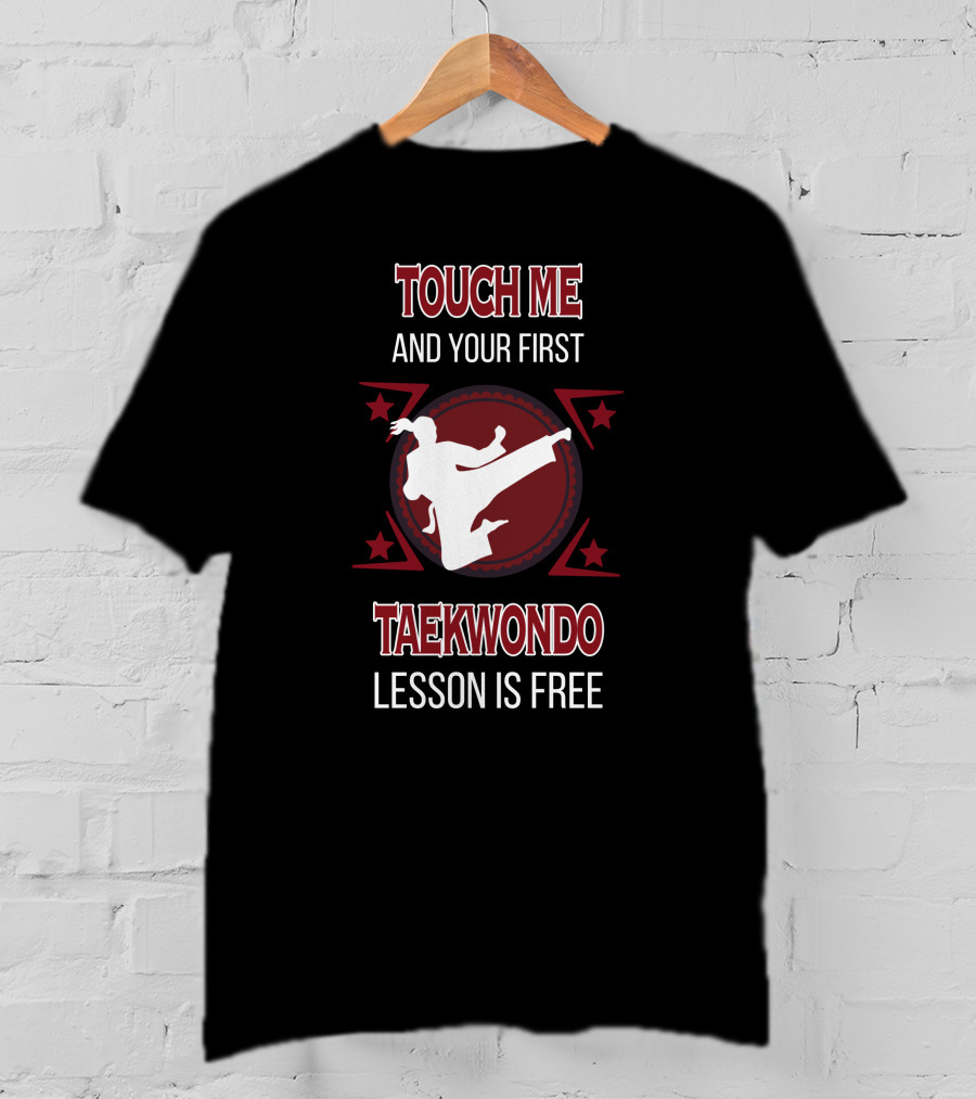 Touch ME Taekwondo Kicking Star Motif T-Shirt