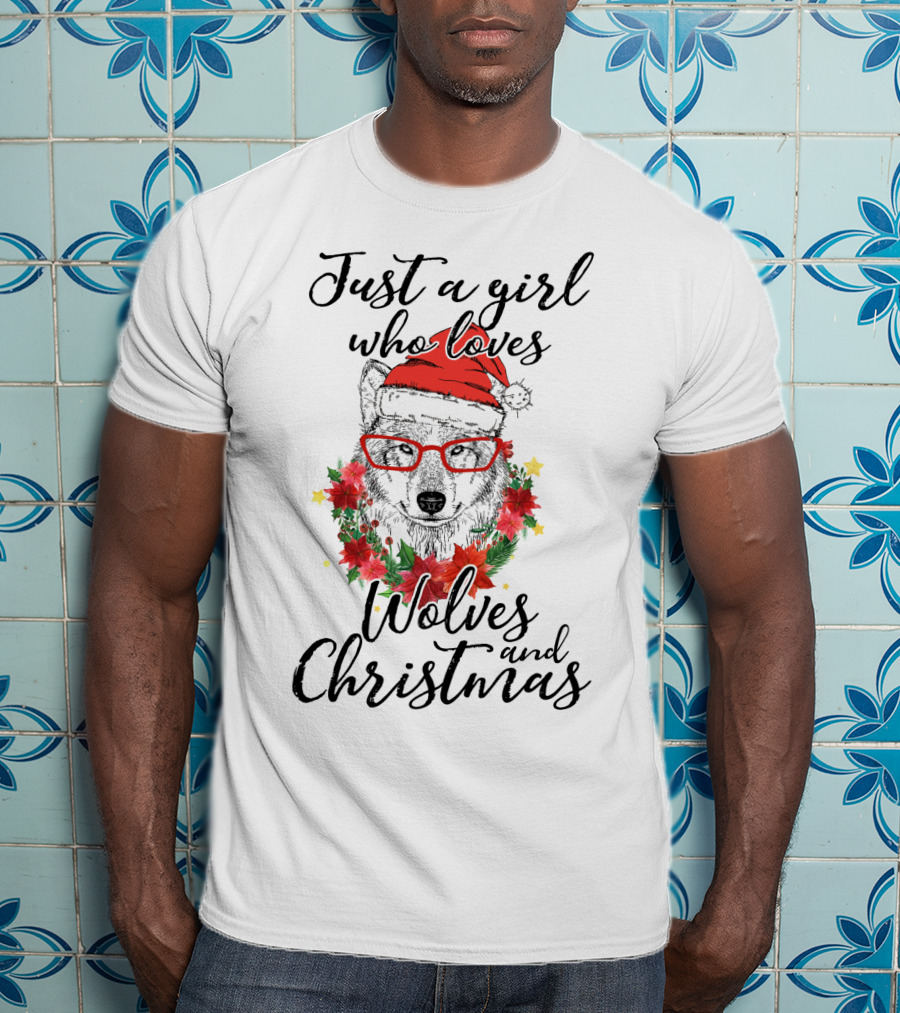 Girl's Love For Wolves And Christmas Santa Hat And Glasses T-Shirt