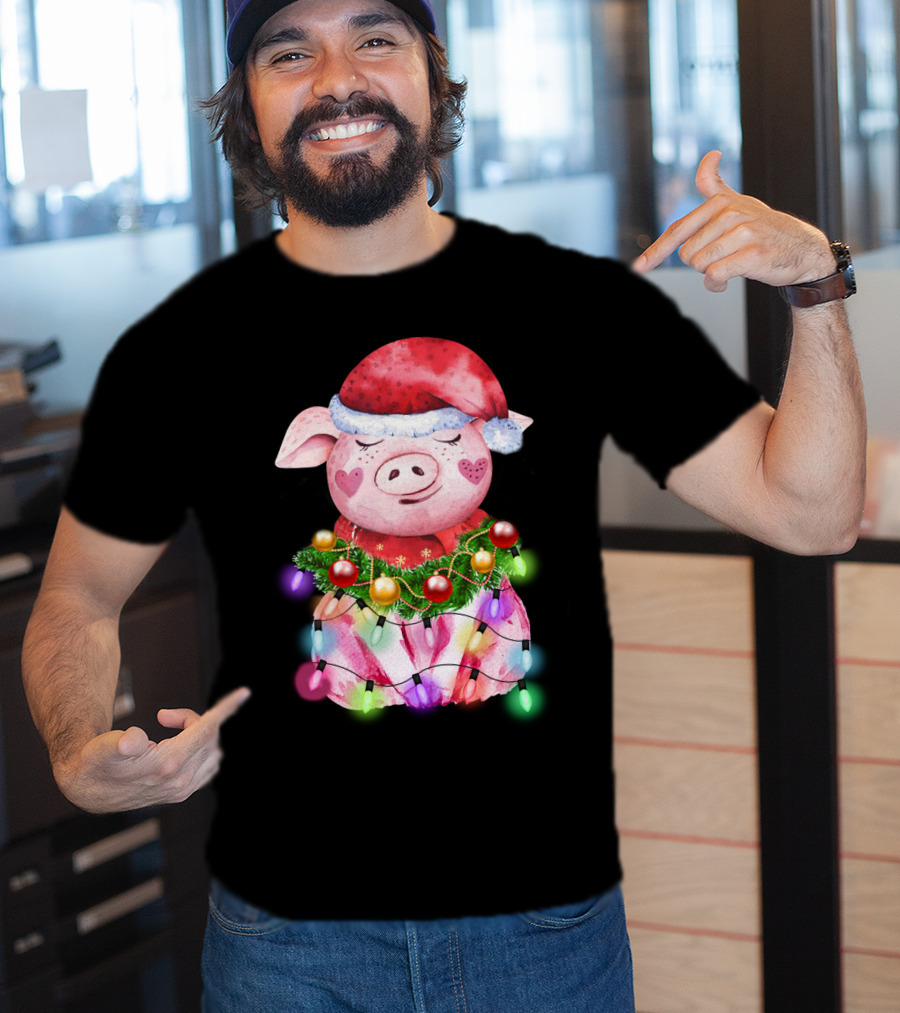 Santa Hat Heart Cheek Pink Pig Wrapped In Christmas Lights T-Shirt