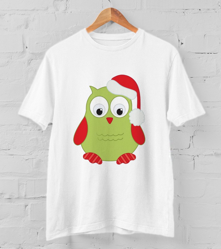 Cute Santa Owl Christmas Green And Red Cartoon Owl Santa Hat T-Shirt