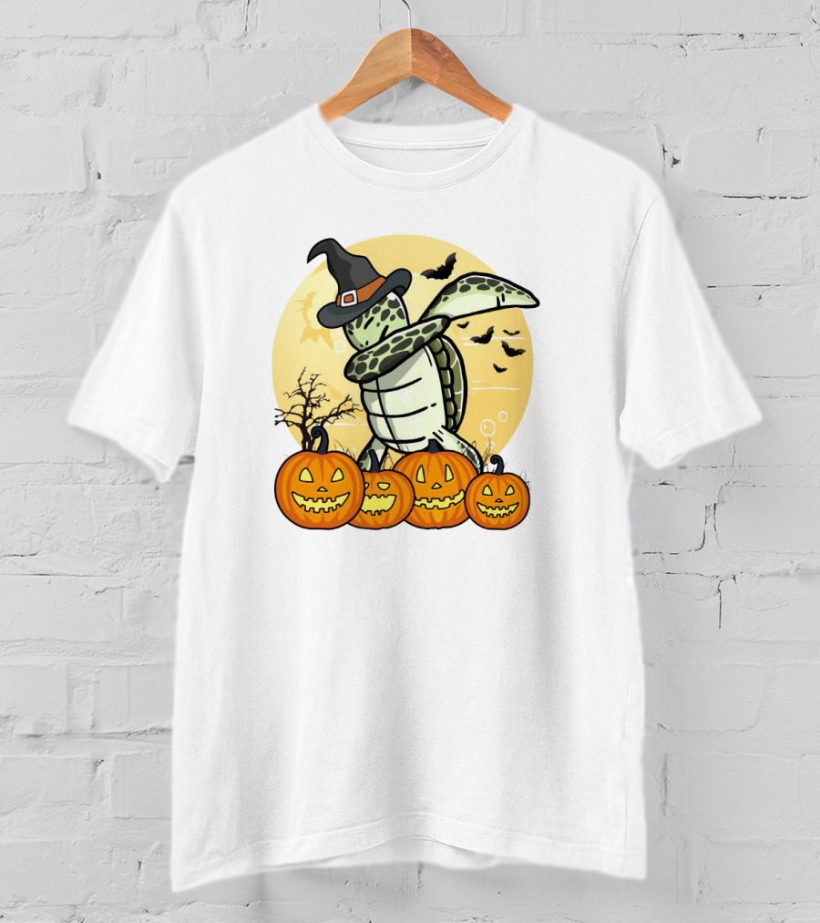 Turtle Dabbing With Witch Hat And Pumpkins Halloween Dab Dance T-Shirt