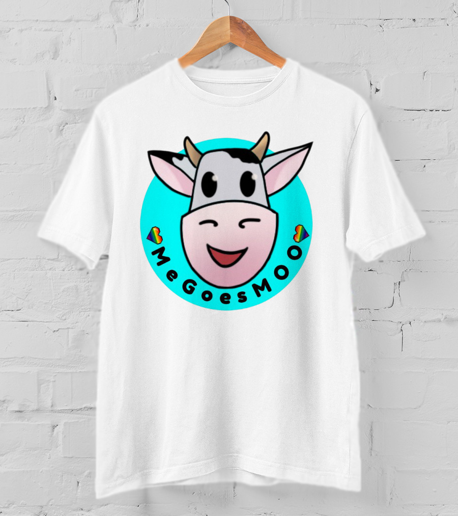 MeGoesMOO Cute Cow Face With Rainbow Hearts T-Shirt
