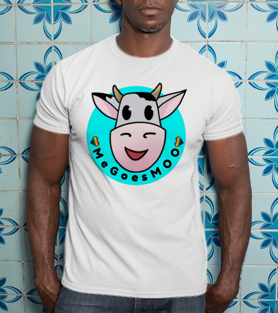 MeGoesMOO Cute Cow Face With Rainbow Hearts T-Shirt