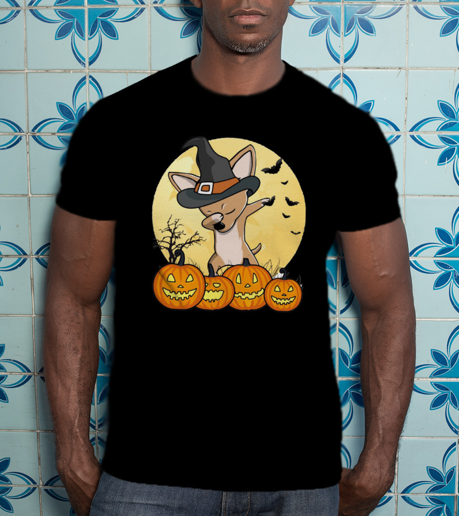 Chihuahua Dabbing In Witch Hat With Pumpkins Halloween Moon Background T-Shirt