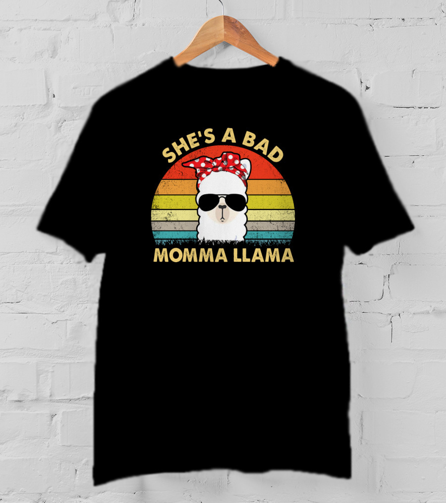 She's A Bad Momma Llama Retro Vintage Sunglasses Bandana T-Shirt