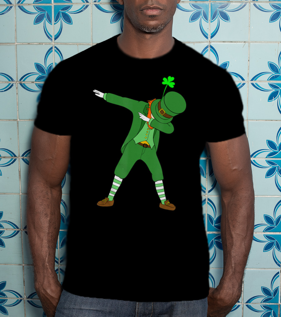 Dabbing Leprechaun St Patricks Day Boys Dab Shamrock Hat T-Shirt