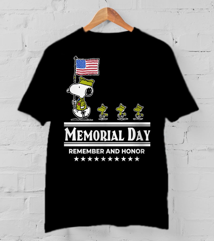 Snoopy Woodstock American Flag Memorial Day Remember And Honor T-Shirt