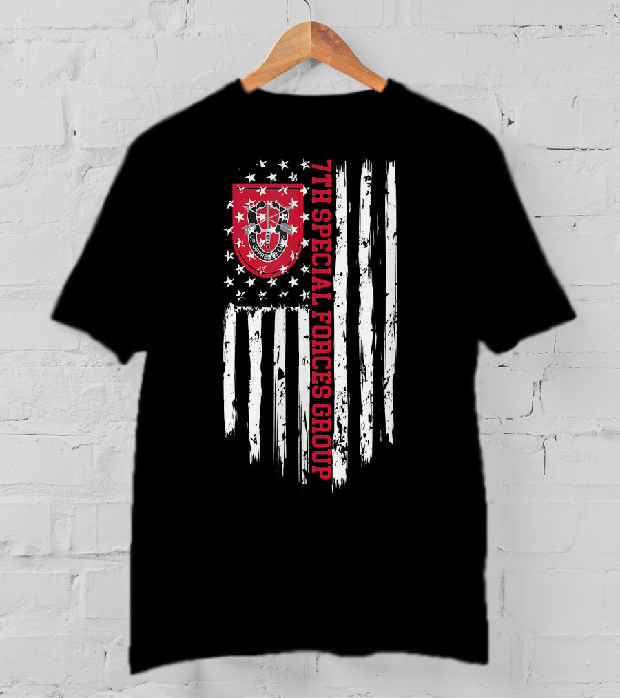 7th Special Forces Group American Flag Badge Emblem T-Shirt