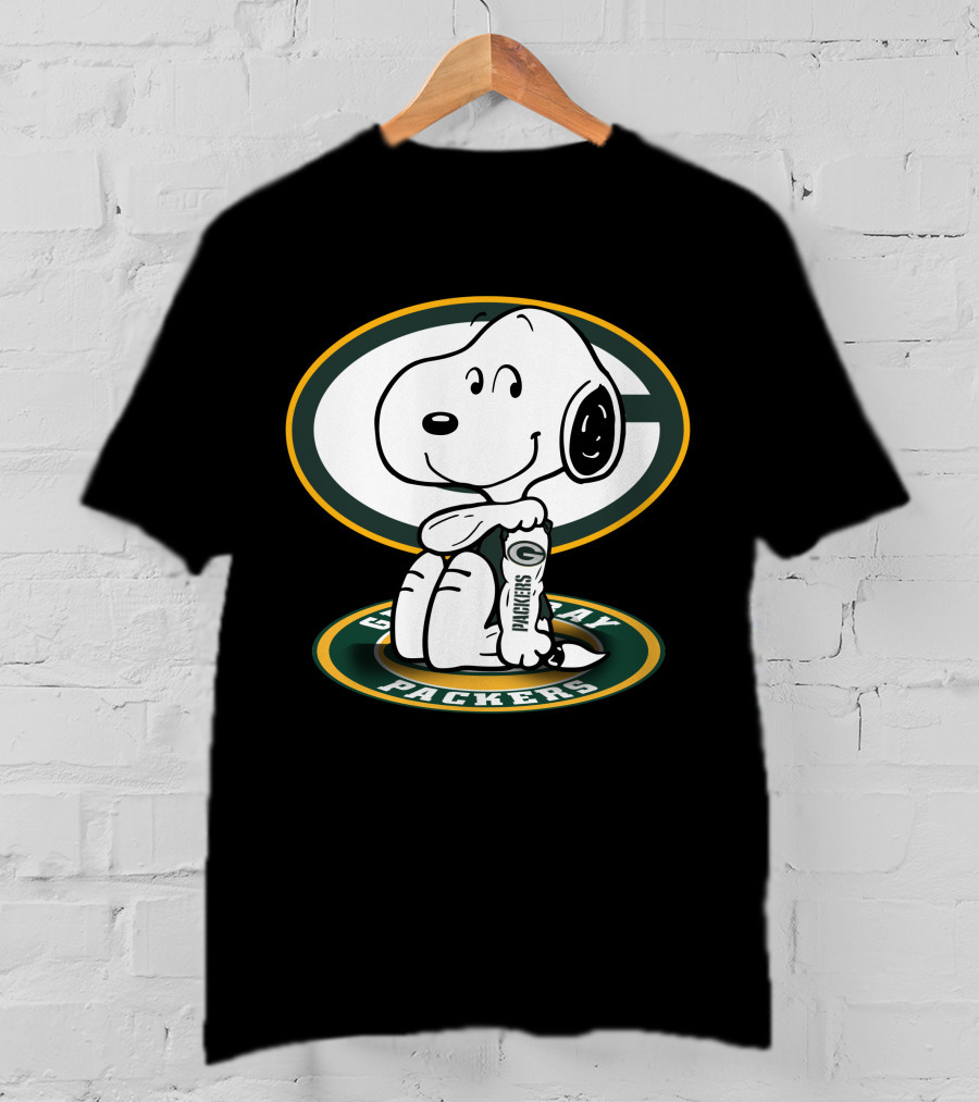 Snoopy Green Bay Packers T-Shirt