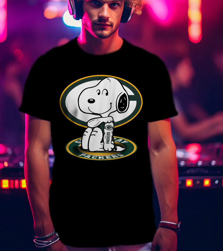 Snoopy Green Bay Packers T-Shirt