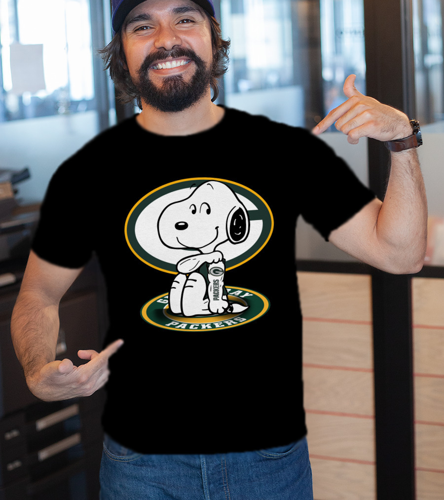 Snoopy Green Bay Packers T-Shirt
