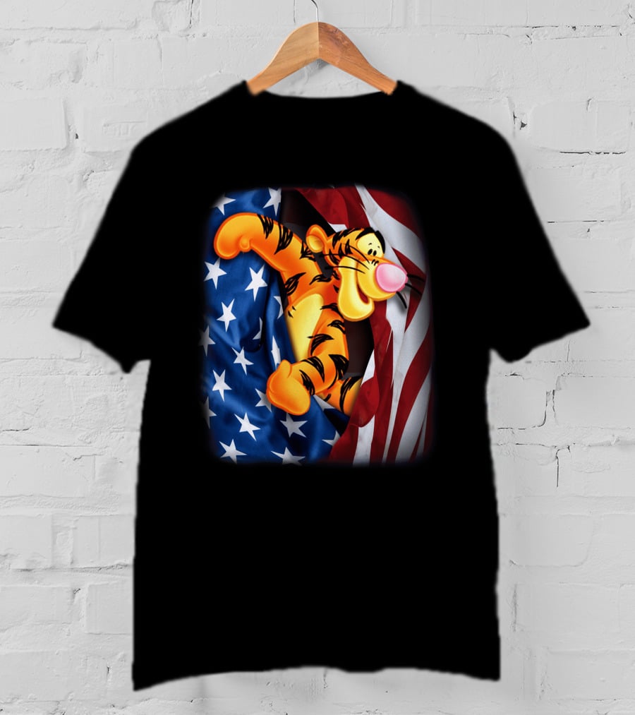Tigger Celebrating Independence Day With American Flag T-Shirt