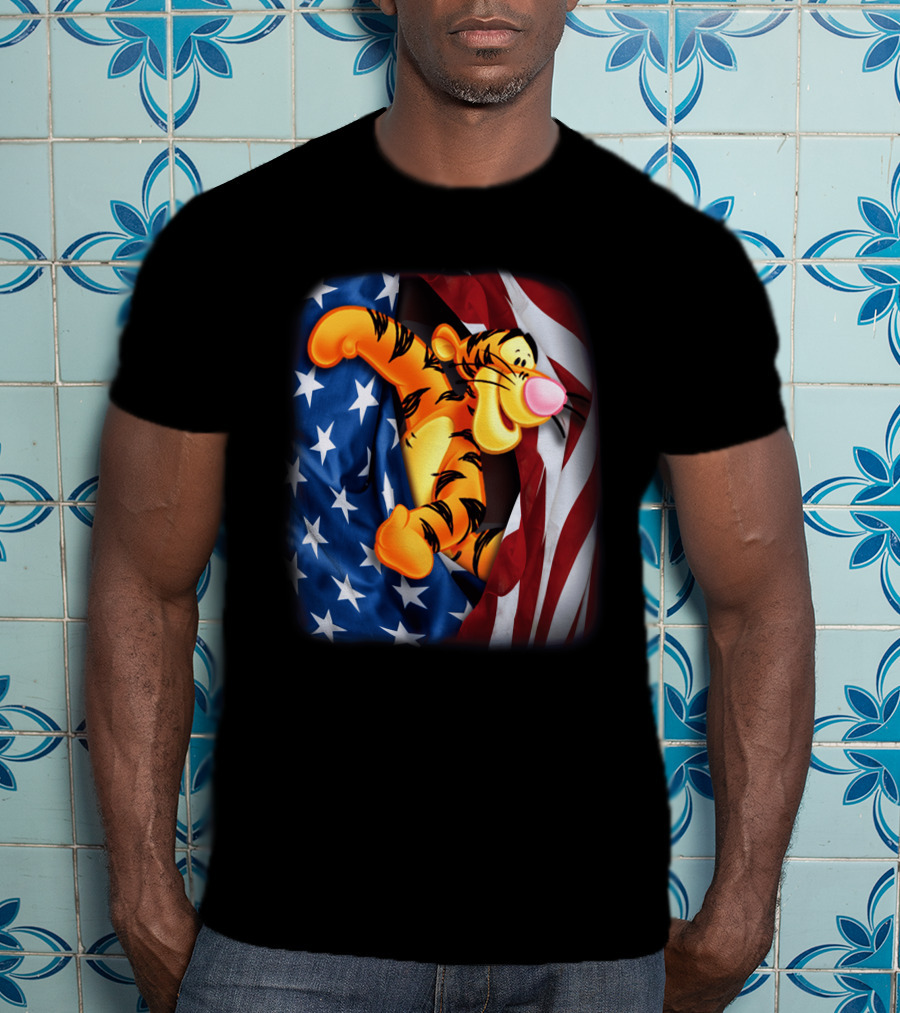 Tigger Celebrating Independence Day With American Flag T-Shirt