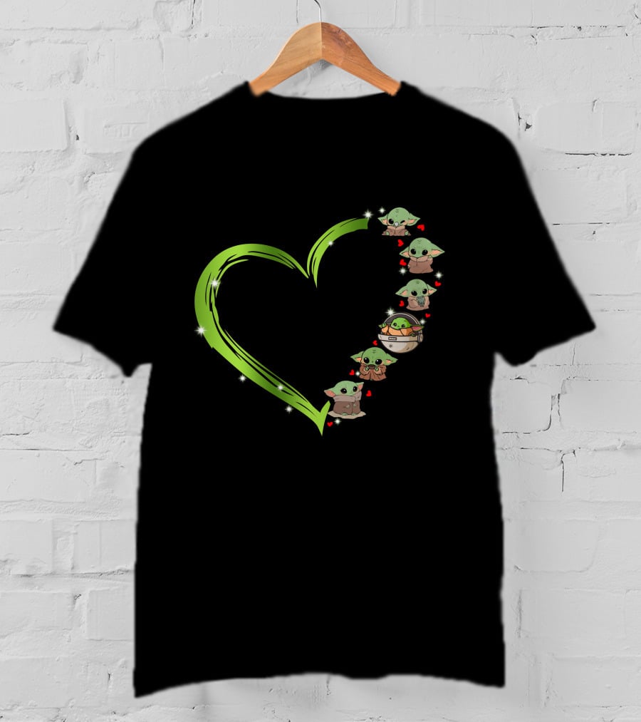 Baby Yoda Love Heart Shape Grogu Mandalorian Cute Green Jedi T-Shirt