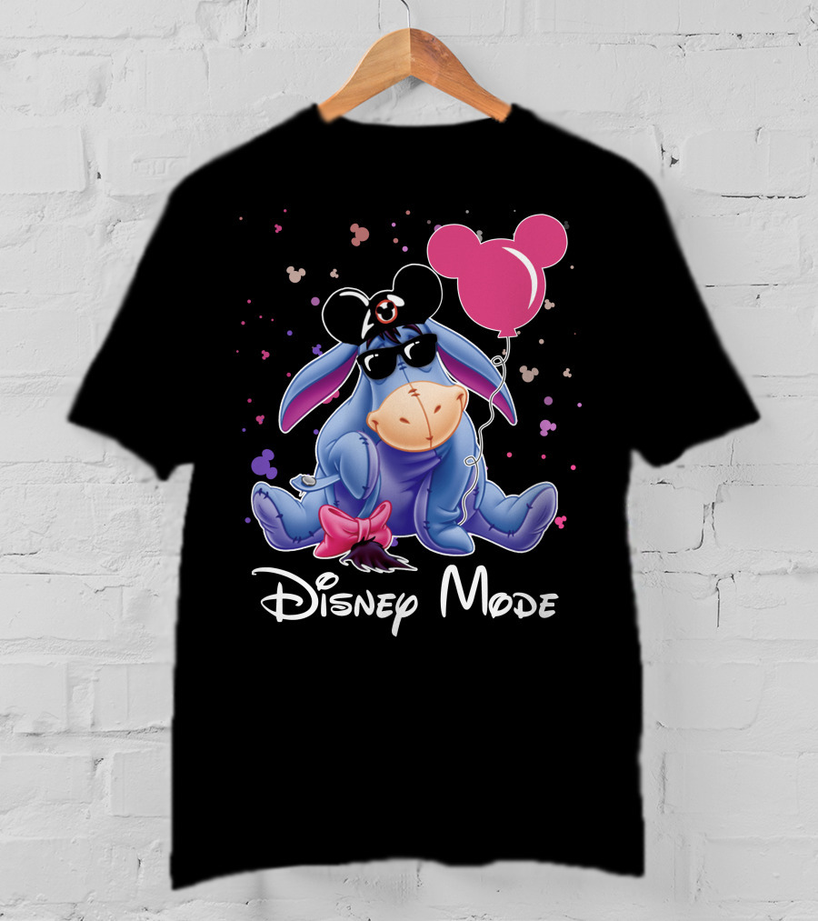 Disney Mode Eeyore With Mickey Balloon And Sunglasses T-Shirt
