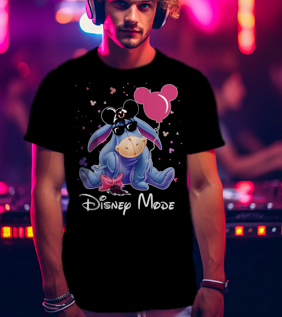 Disney Mode Eeyore With Mickey Balloon And Sunglasses T-Shirt