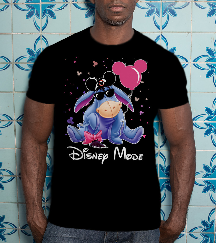 Disney Mode Eeyore With Mickey Balloon And Sunglasses T-Shirt