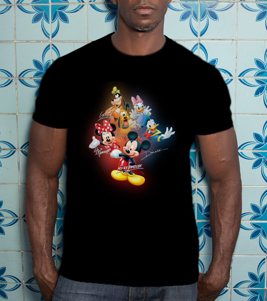 Mickey Mouse Minnie Pluto Goofy Daisy Donald Signatures T-Shirt