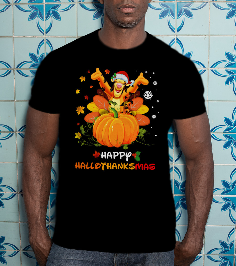 Happy Hallothankmas Tigger Santa Pumpkin Snowflakes Leaves T-Shirt