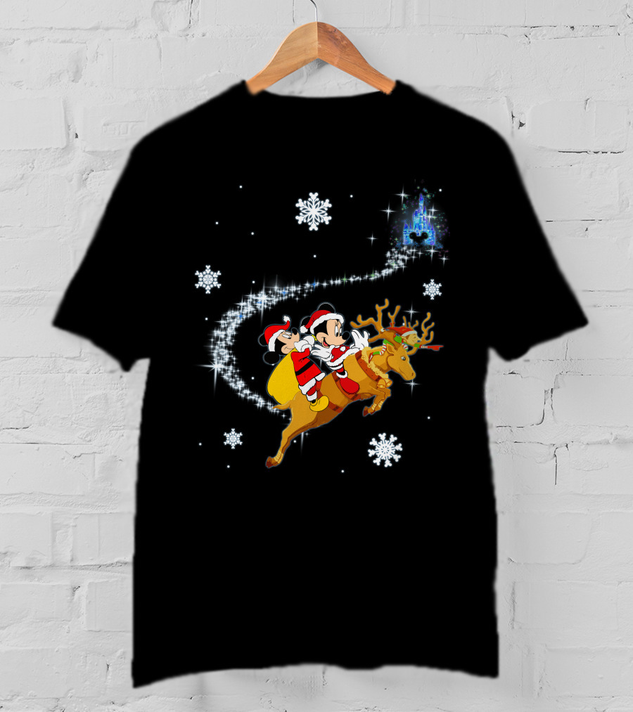 MK Deer Christmas Mickey And Minnie Santa Reindeer Snowflakes Disney Castle T-Shirt