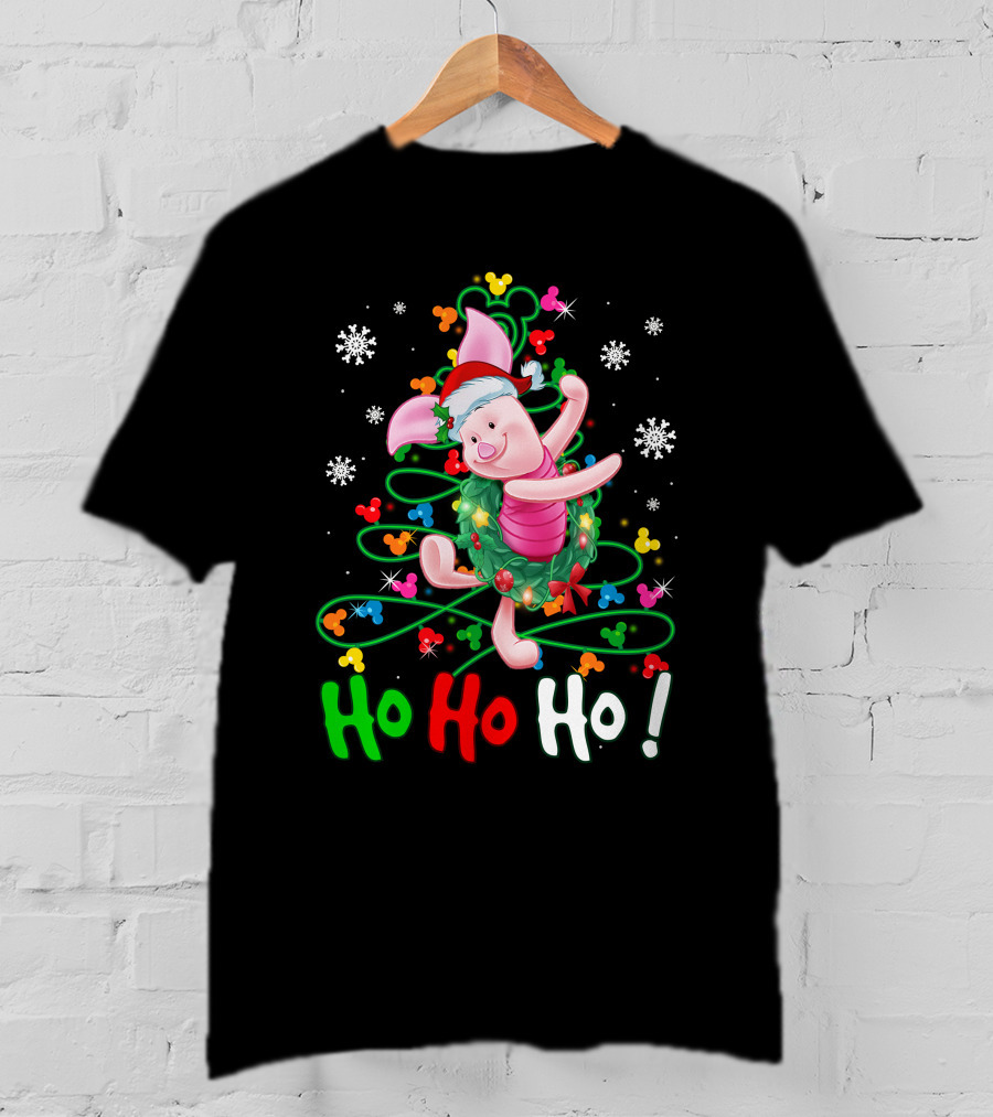 Ho Ho Ho Piglet Christmas Festive Wreath And Santa Hat T-Shirt