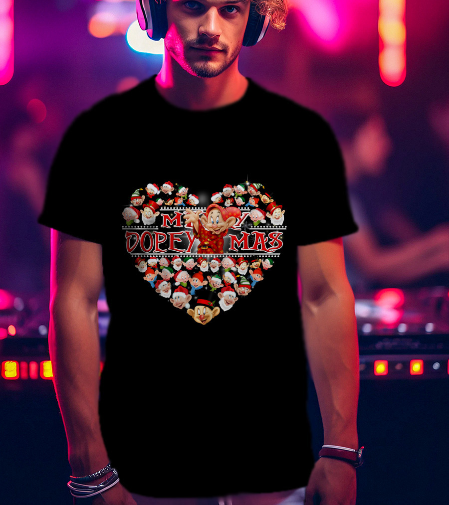 Merry Dopeymas Heart Holiday Dopey Collection T-Shirt