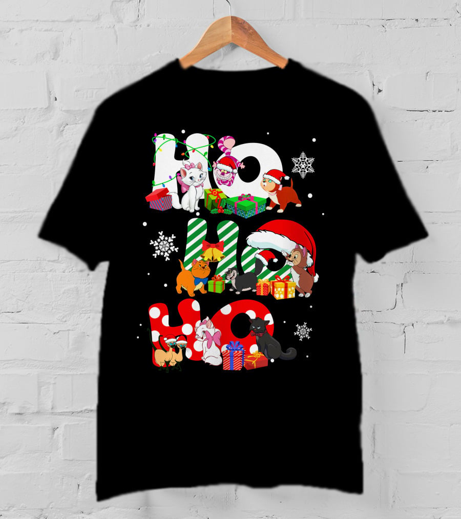 Disney Hohoho Christmas Cats Snowflakes Presents T-Shirt