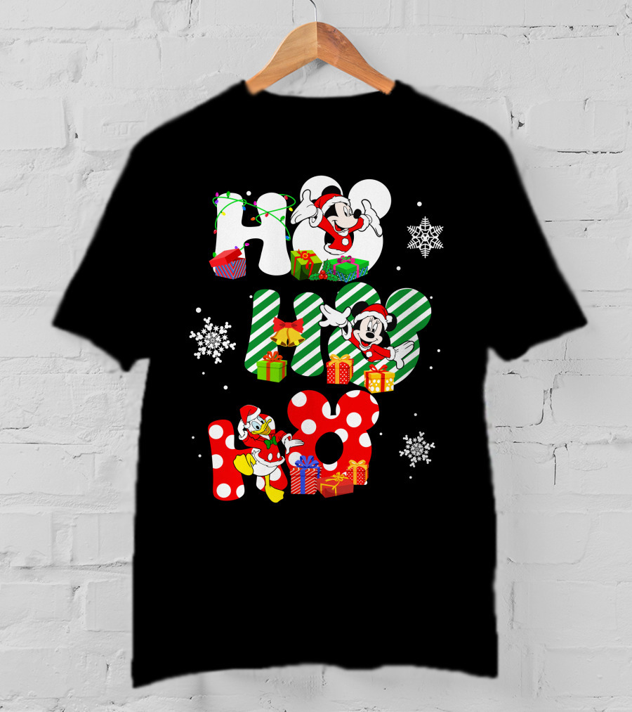 Mickey Mouse And Donald Duck Ho Ho Ho Christmas Snowflakes And Presents T-Shirt