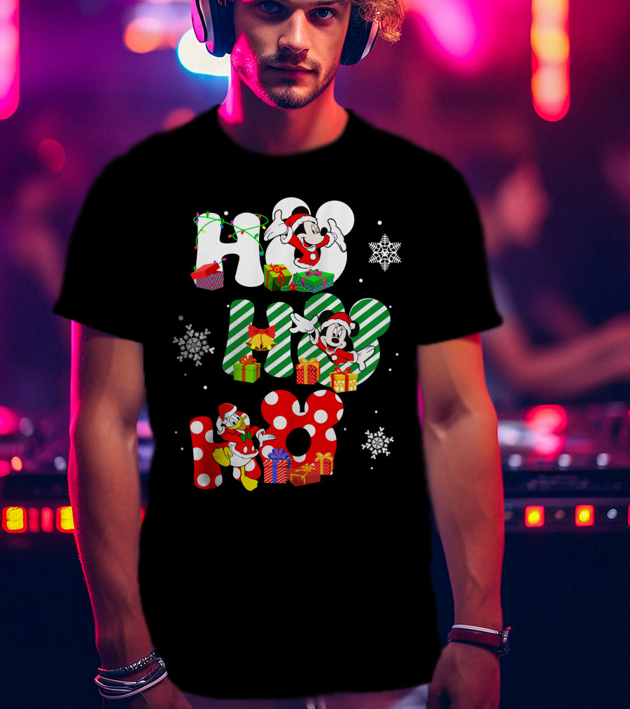 Mickey Mouse And Donald Duck Ho Ho Ho Christmas Snowflakes And Presents T-Shirt