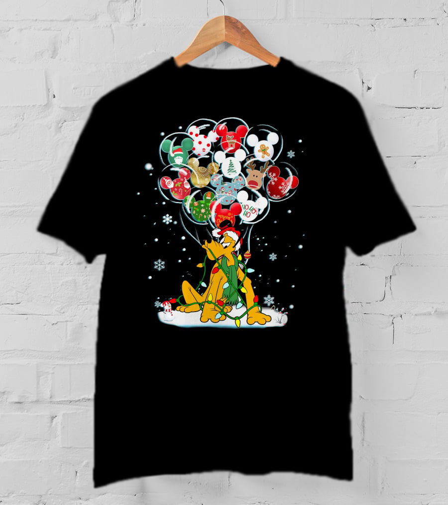Pluto Christmas Mickey Mouse Balloon Festive Snowflakes Holiday Scene T-Shirt