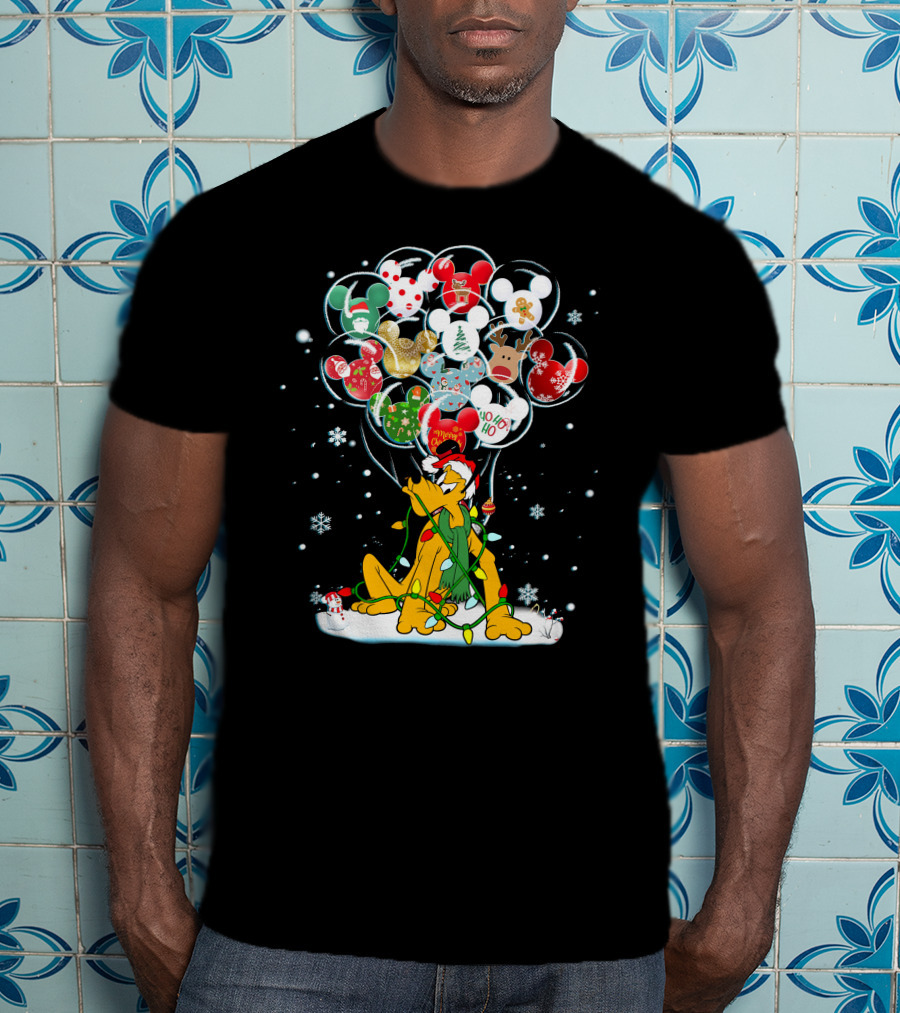 Pluto Christmas Mickey Mouse Balloon Festive Snowflakes Holiday Scene T-Shirt