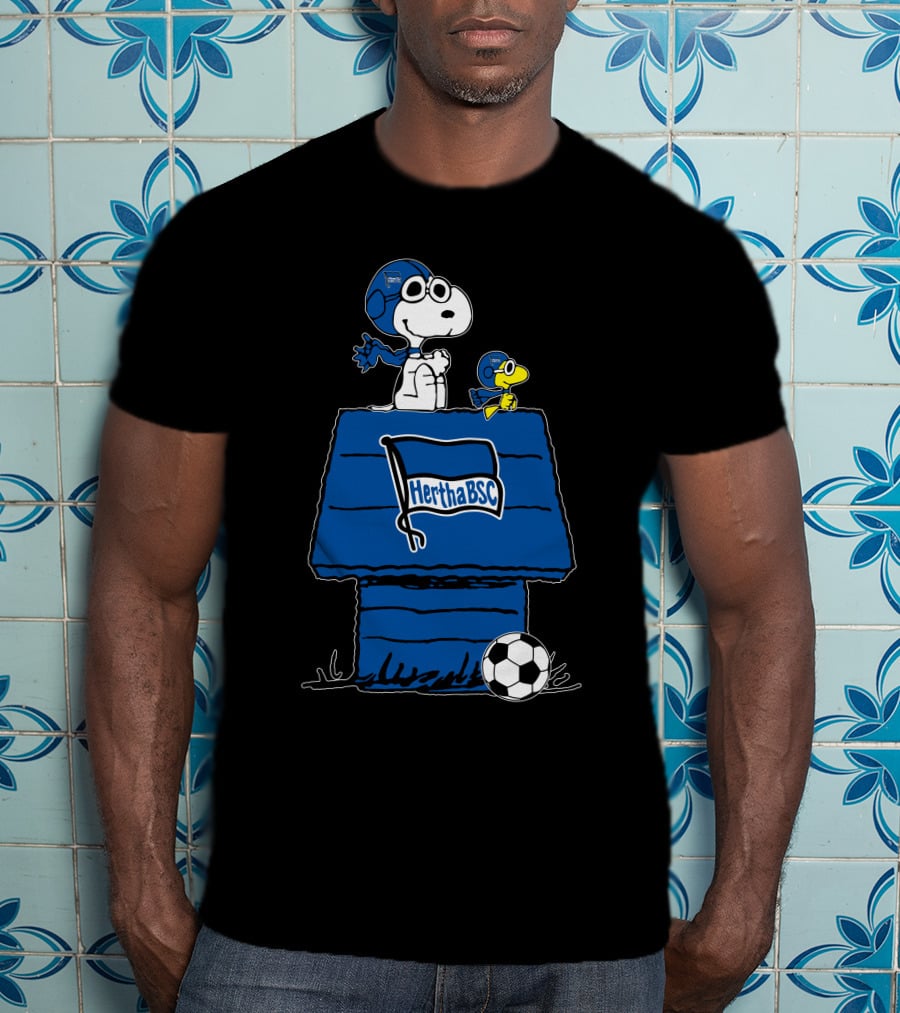 Hertha BSC Snoopy And Woodstock Doghouse Soccer T-Shirt