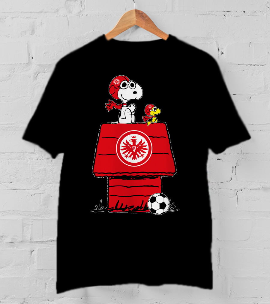 Eintracht Frankfurt Snoopy And Woodstock Football Fan T-Shirt