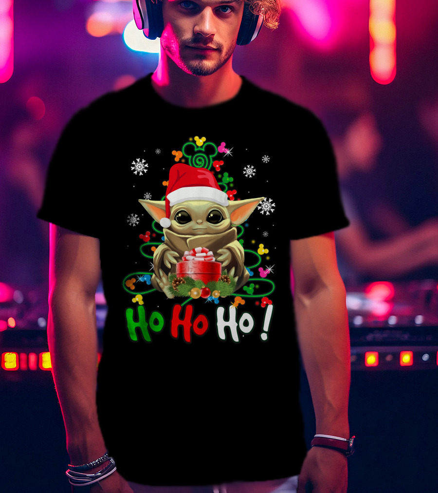 Ho Ho Ho Baby Yoda Christmas Santa Hat Gift Snowflakes T-Shirt