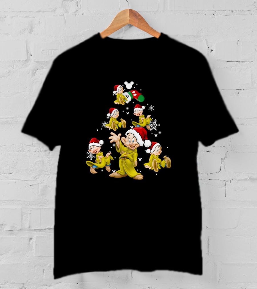 Disney Dopey Christmas Santa Hat Snowflake Holiday Tree T-Shirt