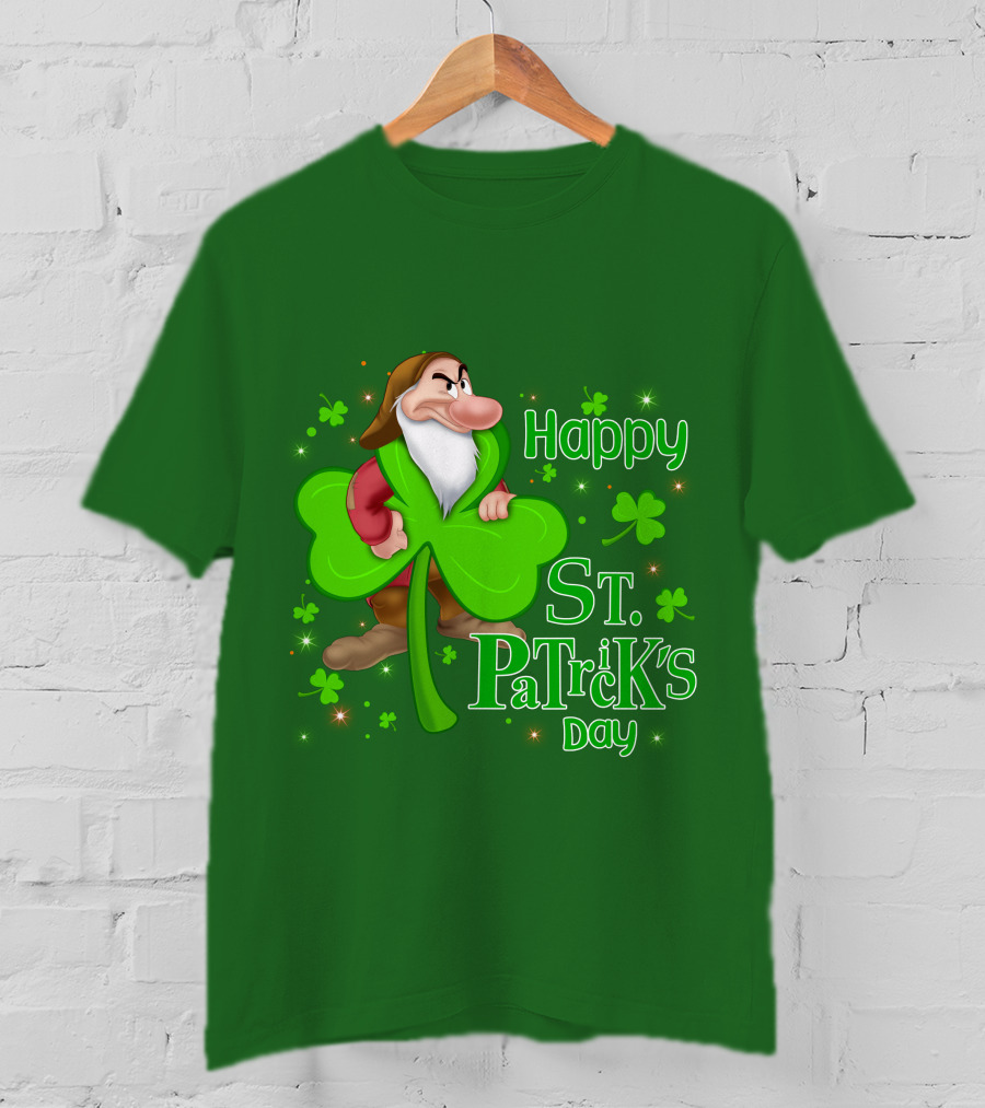 Happy St. Patrick's Day Grumpy Dwarf With Clover And Shamrocks T-Shirt